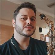 Estudiante Superior de Saxofón en Málaga con mas de 5 años de experiencia dando clases particulares para todas las edades y niveles. Saxofón, solfeo y teoria musical a domicilio